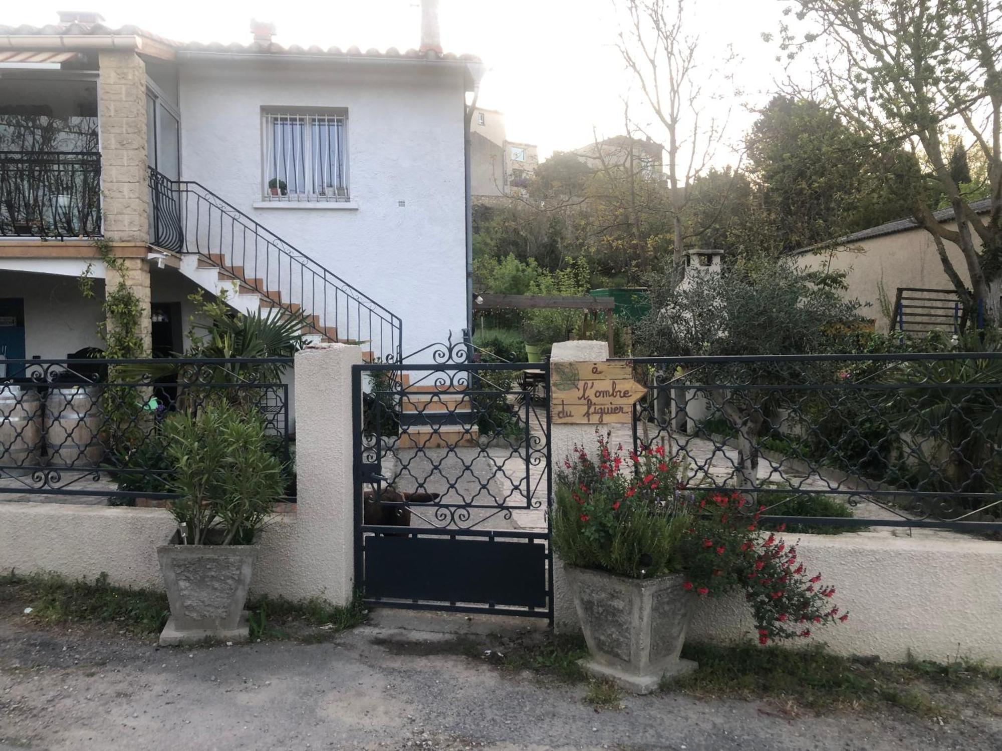 Bienvenue « A L'Ombre Du Figuier » Apartment Pieusse Екстериор снимка
